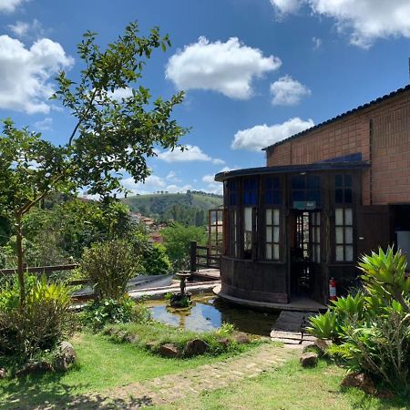 Chalé Bali Villa Cunha Bagian luar foto