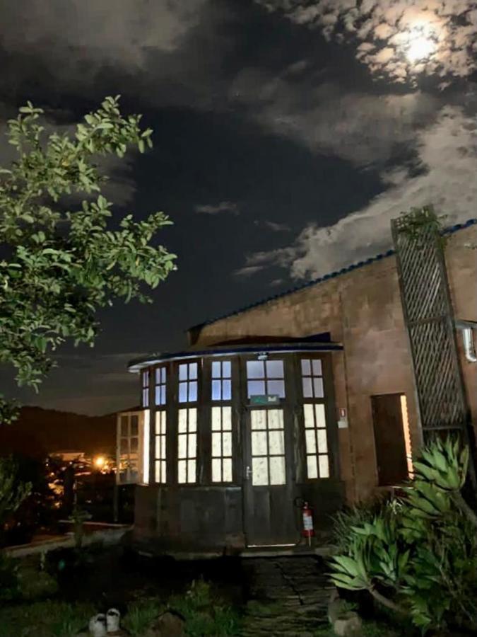 Chalé Bali Villa Cunha Bagian luar foto